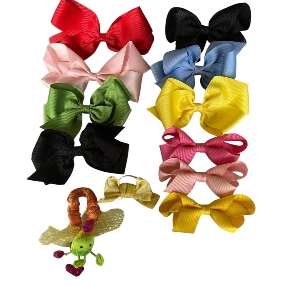 Assortment of Hair Bows.